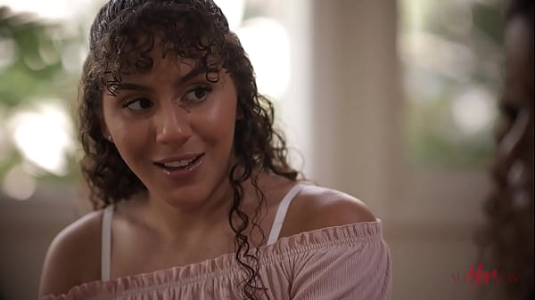 Play MP4 - AllHerLuv - The Rose Retreat Pt&period; 1 - Liv Revamped Jezabel Vessir