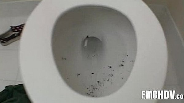 Nonton Emo Goth Slut 132 thumbnail