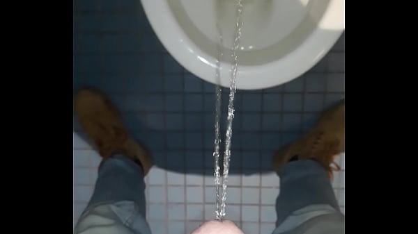 Play MP4 - Meando de calenton en la oficina