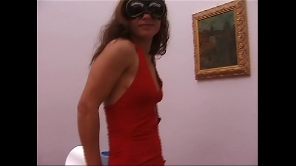 Guardami mentre mi masturbo 