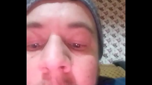 Sou bisexual gosto de gajas mas tamb&eacutem gosto de levar por traz,