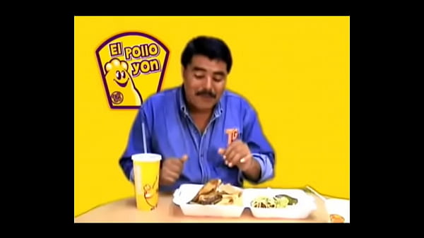 Video del hombre del pollo yon descuidos le ve el pezo 