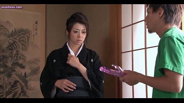 Japanese girl getting tightpussy laid