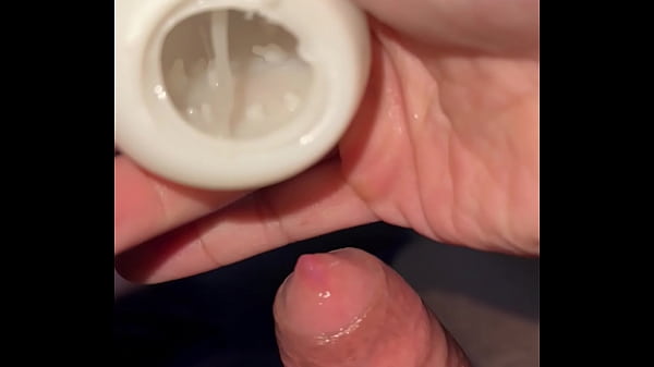 Me vengo bien rico dentro de mi juguetito nuevo