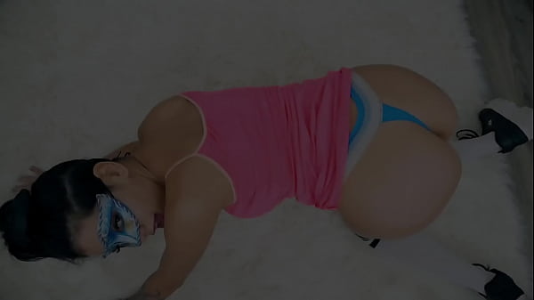 Nonton Gorgeous Teen Pretty Face Big Boobs Round Ass Trying Her First Blowjobs thumbnail