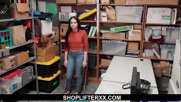 Nonton Sex Teen Shoplifter Gets Fucked Hard thumbnail