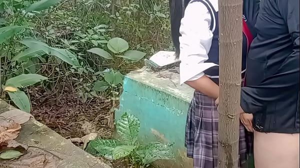 Play MP4 - Friend Classmate with benefits&comma; I fucked my classmate in abandoned cemetery