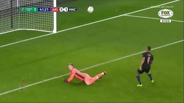 City comendo o arsenal