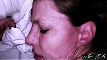 Nonton 45 Year Old Milf Loves Being On Camera! She Even Told My Subscribers Hi! thumbnail