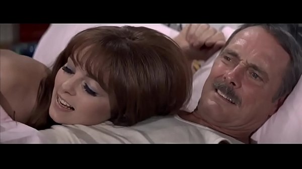 Dolly Read Beyond The Valley The Dolls 