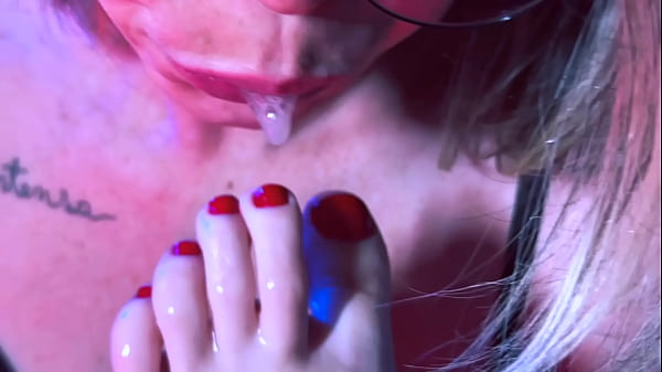 Nonton Can You Be My Foot Sucker? thumbnail