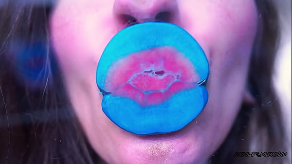 Dirty deep blue kiss 