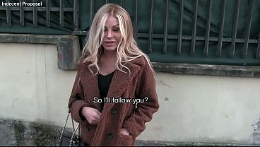 Esclusivo - amatoriale - Milf italiana tradisce il marito per 1000 &euro_ - English subtitles