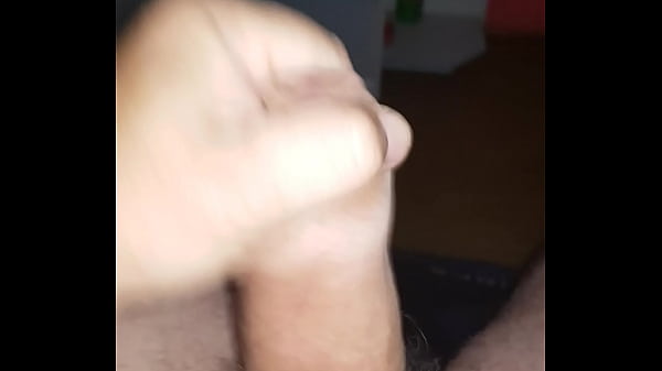 Batendo_punheta_bem gostosa