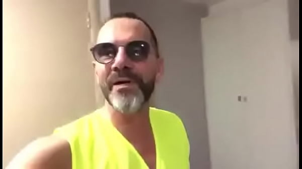 Nonton President D&eacute;gage thumbnail