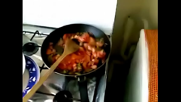 Desi bhabhi sucking while_cooking