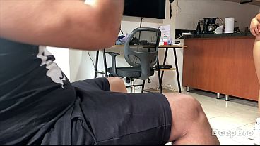 Nonton Brunette Babe Gets Me Rock Solid With Deep Suck Before Hard Doggy Pound thumbnail