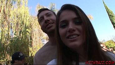 Nonton Tori And Friends Tear It Up At The House Of Pzy thumbnail