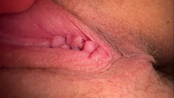 Hot Babe Masturbation thumbnail