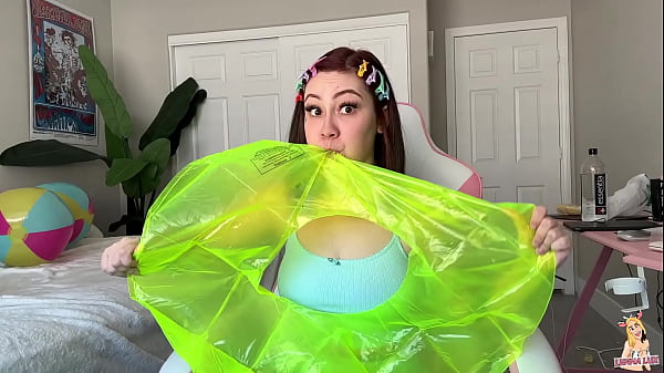 Hot Teen Blows Up Inflation Pool Toys thumbnail