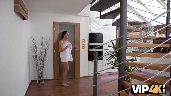 Play MP4 - VIP4K&period; Older guy can enjoy young body of his girl all day