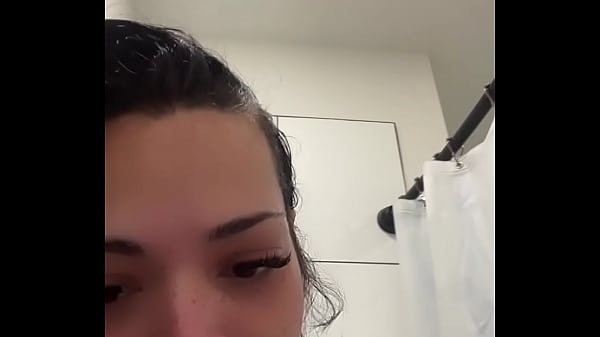 Instagram Live thumbnail