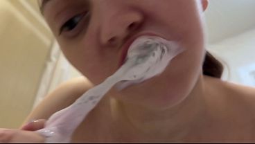 Teeth Brushing Fetish thumbnail