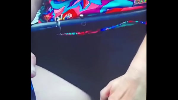 Play MP4 - Nicebigddd kayaking with her tits out