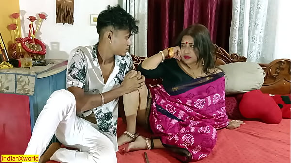 Indian New Stepmom Vs Teen Boy Hot Xxx Sex! Fucks Stepmother thumbnail