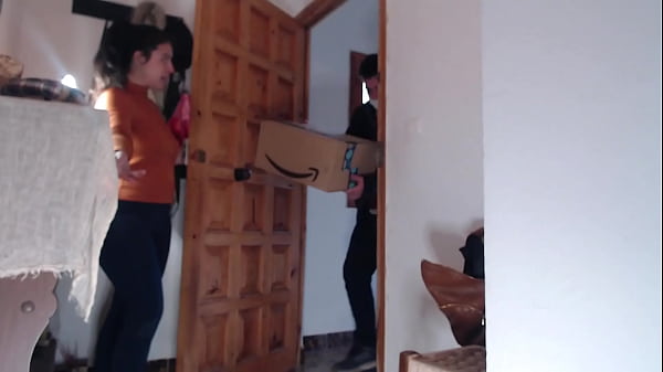 Home Delivery Man Stranger Blowjob Surprise thumbnail