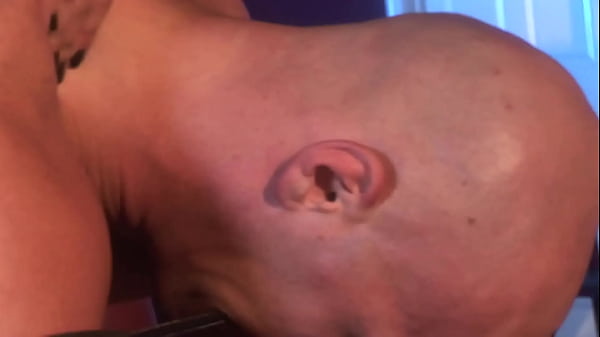 Nonton Annie Cruz Is The Queen Of Male Domination And Pegging thumbnail