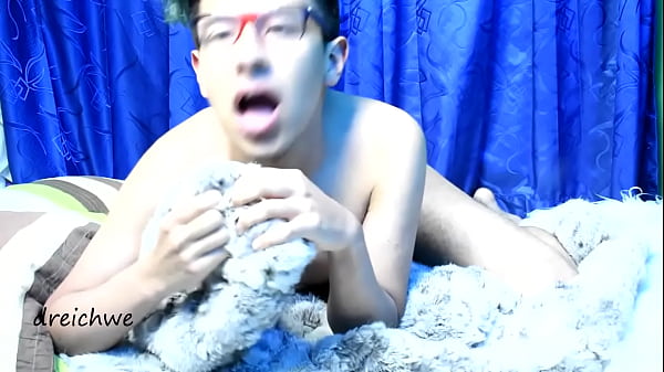 Delicious Wool Hairs From My Cock With Cum Part 2 thumbnail