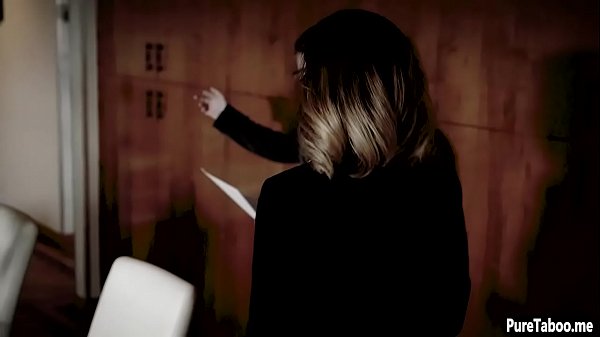 Play MP4 - Cute real estate agent teen fucked by a pervert buyer