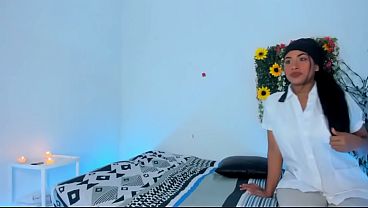 Nonton Professional Cosmetologist And Massage Therapist Ends Her Appointment With A Happy Ending thumbnail