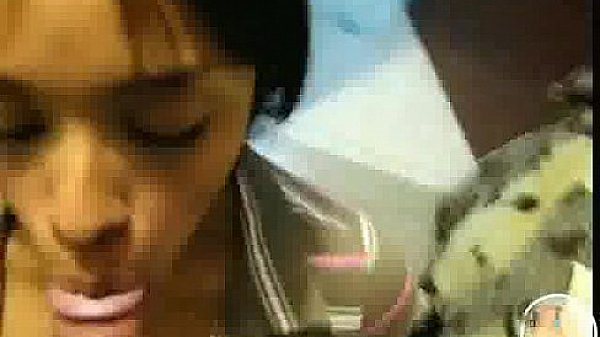 mexicana tomando lecciones 