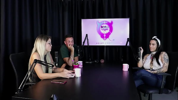 Nonton Os Atendimentos Que Faz As Duas Namoradas, N&atilde;o Ia Curtir Fazer Gang Bang Desconhecidos, E Quando Foi Pro Motel... - Lexi Mallet (sheer/red) thumbnail