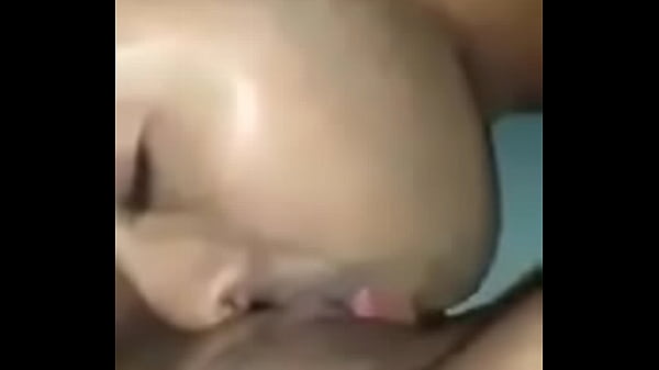 Le chupo su_colita acerezita