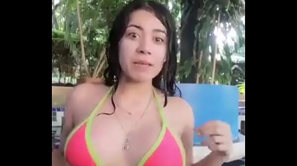 GISELLE MONTES SUPER SEXY D&Aacute;NDOSE UN CHAPUZ&Oacute;N XXX 