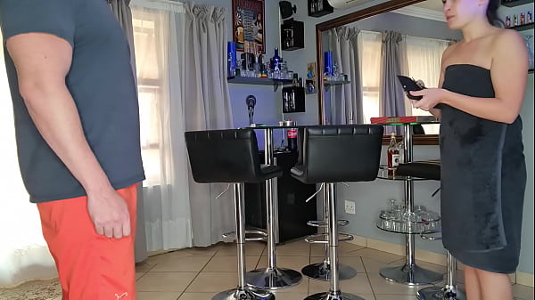 Play MP4 - Lucky delivery guy gets his cock sucked and jerked off as payment for a sluts pizza &vert; cum swallow