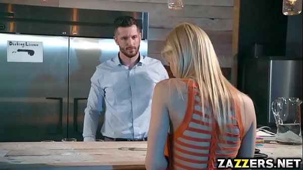 Play MP4 - Mike Mancini fuck Alexis Fawxs pussy doggystyle