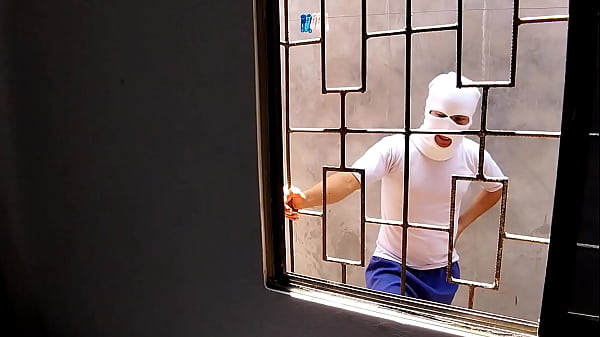 Stepson spying on his hot stepmother they end up fucking and screaming 