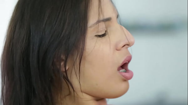 Play MP4 - Chupando o cuzao enorme da morena - Saory Kido & Tony Tigr&atilde;o