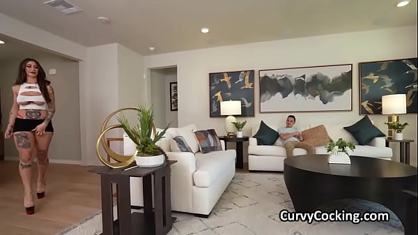 Big juicy alt booty needs dickign 