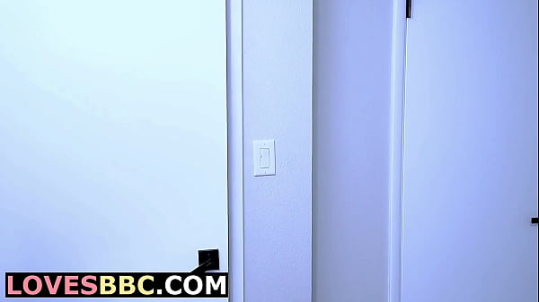 Nonton Thirsty Free Spirit Slut Summons Thick Black Player To Bareback Her Tight Pussy Ends With Huge Face Glaze thumbnail