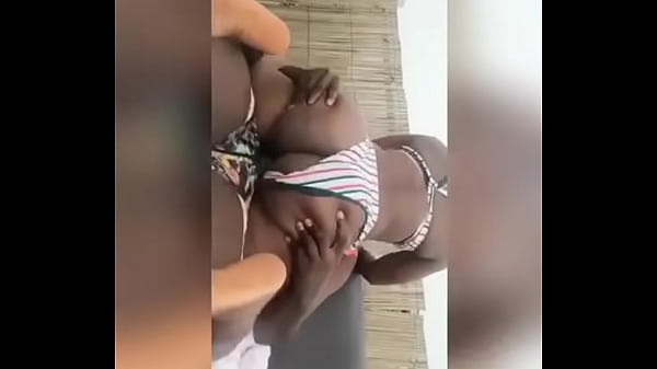 Gros Q englouti unegrosse_bite