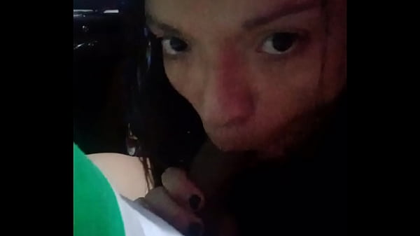 un minuto de mamarl con puta 