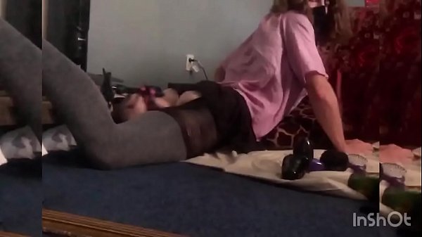 Play MP4 - Hit it from the back