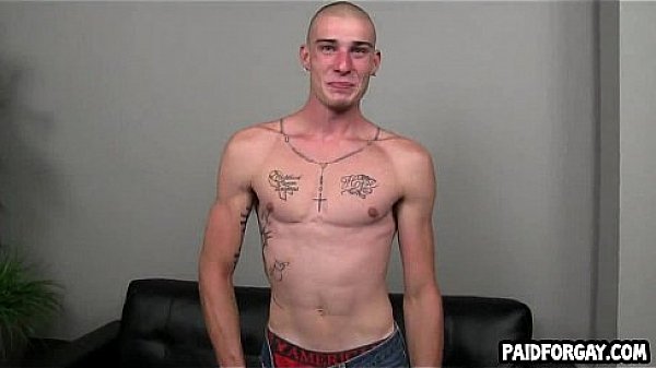 Straight hunk playing with his hard cock for money 