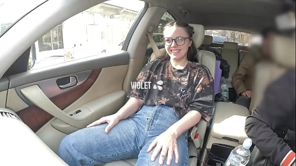 Play MP4 - Real Desperate Jeans WETTING and SQUIRT in my Car