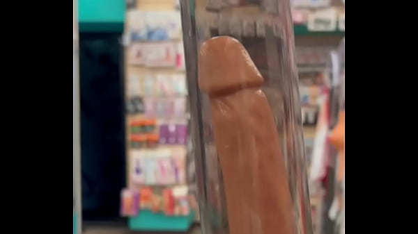 Bomba de vac&iacute;o genera mega erecci&oacute;n 